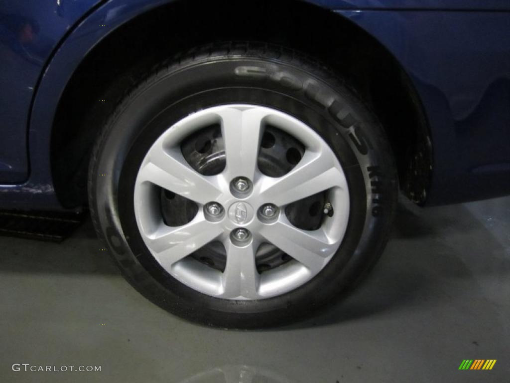 2009 Hyundai Accent GLS 4 Door Wheel Photo #39613861