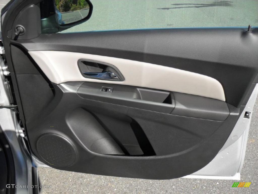 2011 Chevrolet Cruze LS Jet Black/Medium Titanium Door Panel Photo #39614281