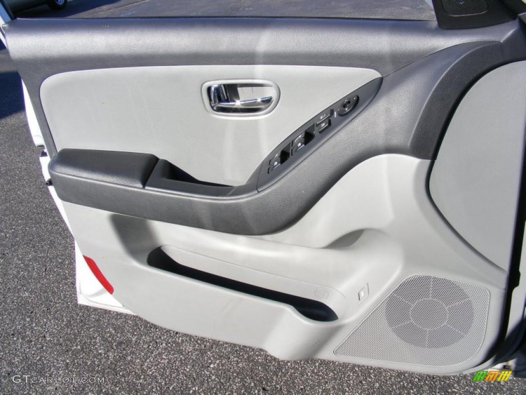 2010 Hyundai Elantra GLS Gray Door Panel Photo #39614405