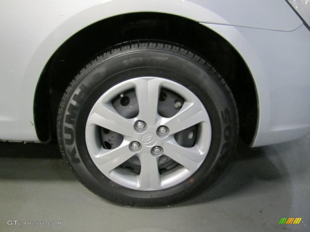 2009 Hyundai Accent GLS 4 Door Wheel Photo #39614905