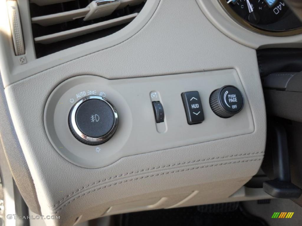 2011 Buick LaCrosse CXL Controls Photo #39614921