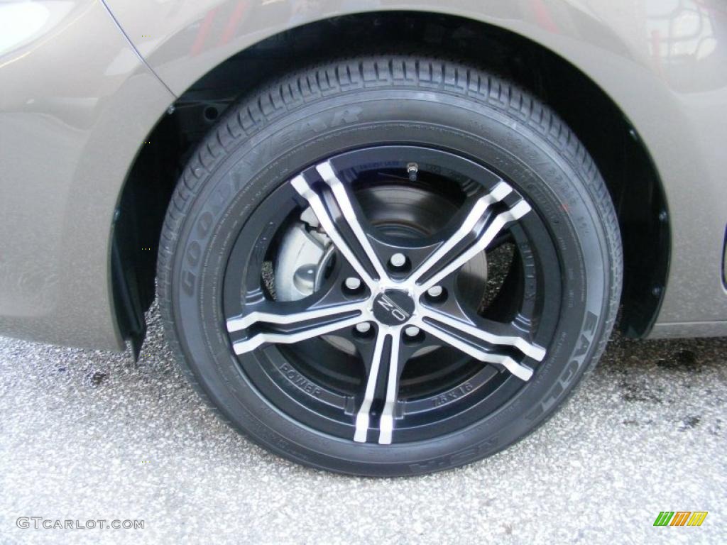 2011 Scion xB Standard xB Model Wheel Photo #39615165