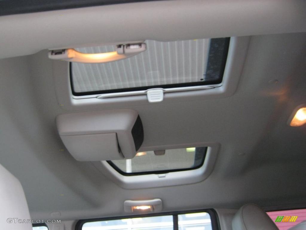 2006 Jeep Commander Standard Commander Model Sunroof Photos