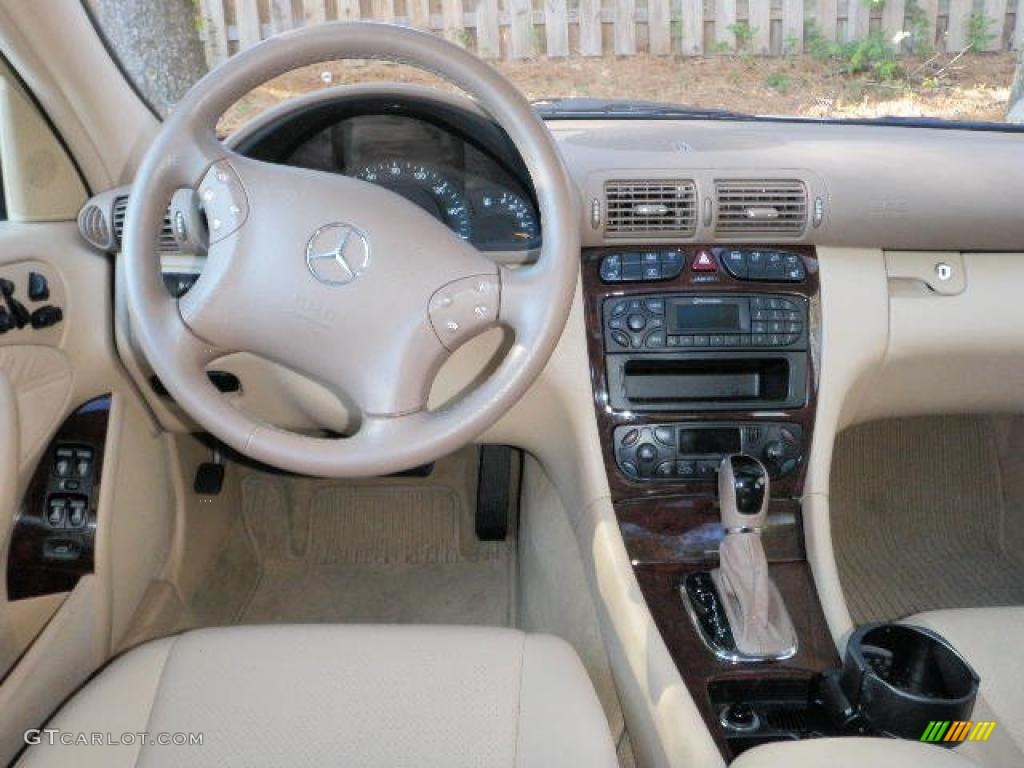 2002 Mercedes-Benz C 320 Sedan Java Dashboard Photo #39623366