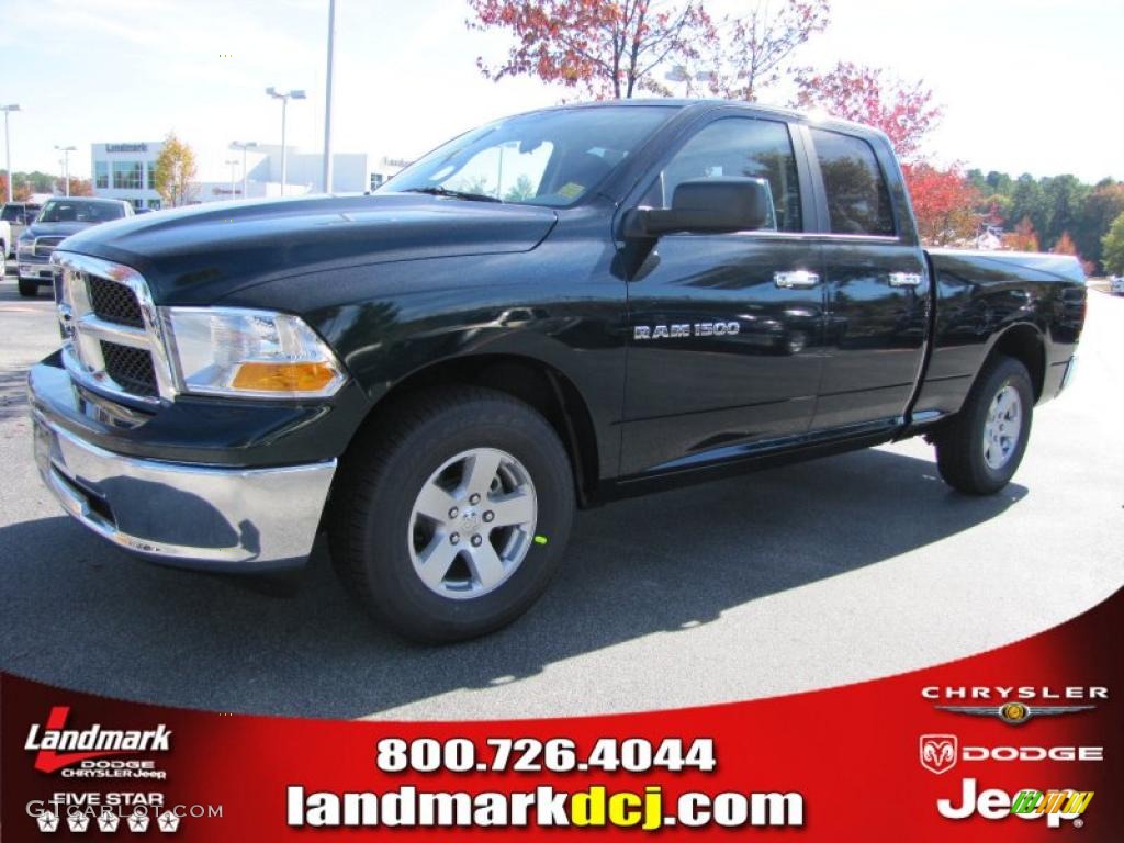 Hunter Green Pearl Dodge Ram 1500