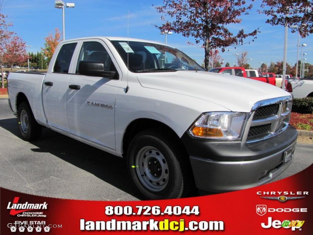 2011 Ram 1500 ST Quad Cab - Bright White / Dark Slate Gray/Medium Graystone photo #4