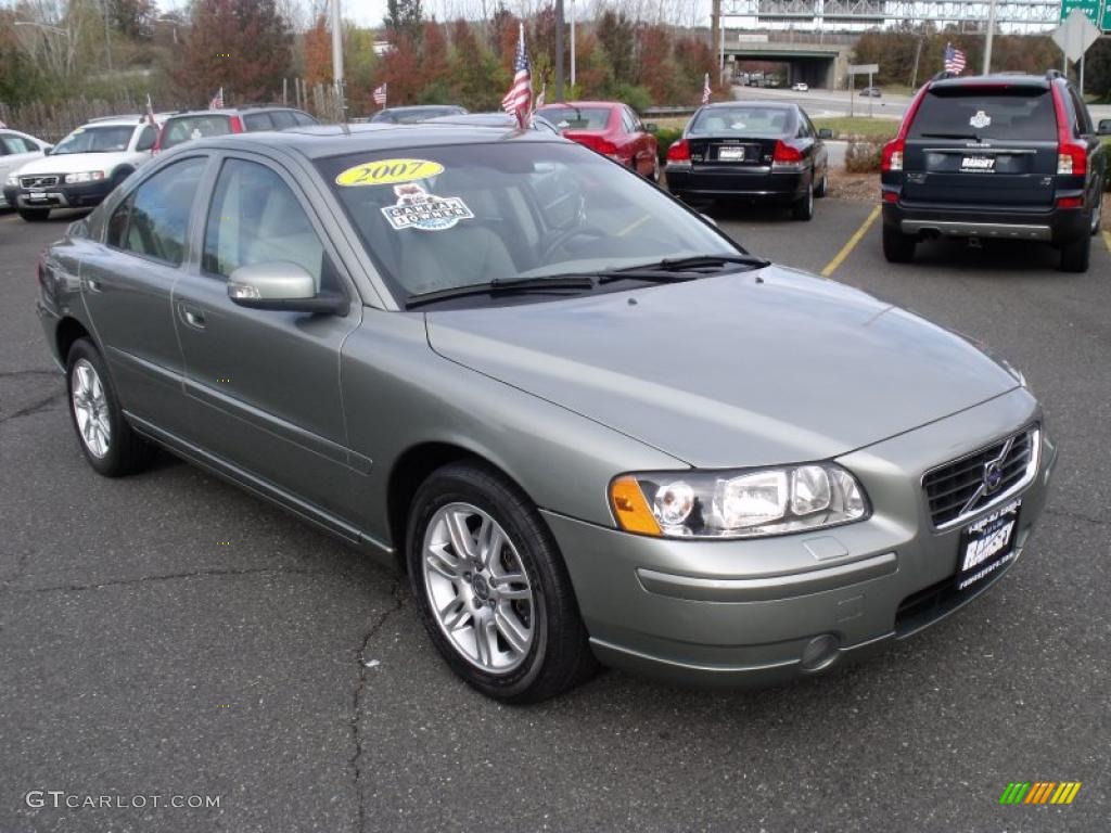 Willow Green Metallic 2007 Volvo S60 2.5T AWD Exterior Photo #39626786