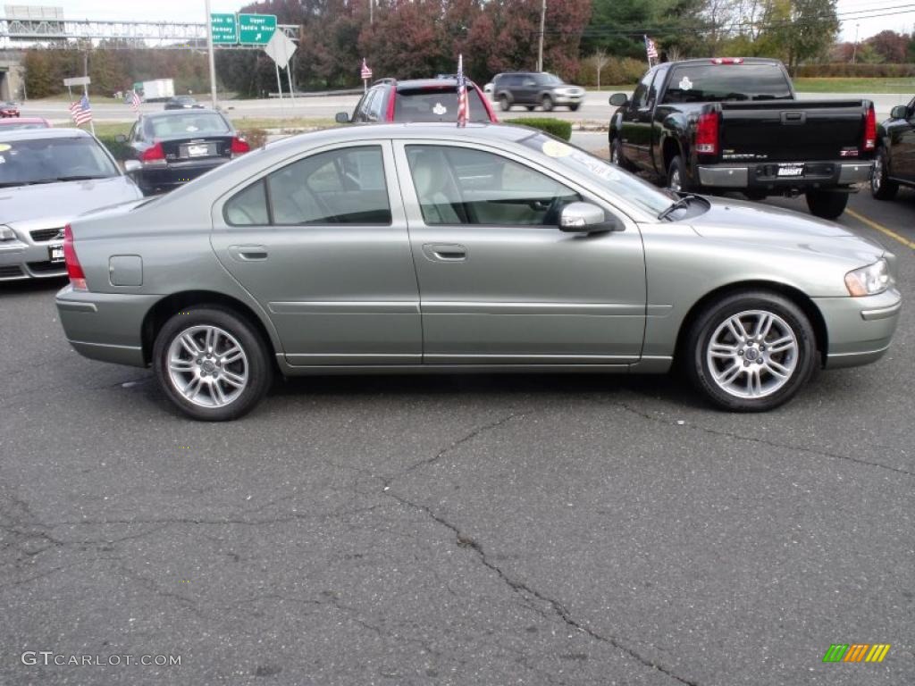 Willow Green Metallic 2007 Volvo S60 2.5T AWD Exterior Photo #39626802