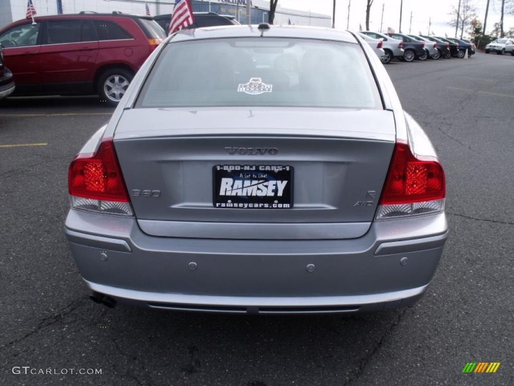 2007 S60 R AWD - R Electric Silver Metallic / Nordkap Black/Blue R Metallic photo #4