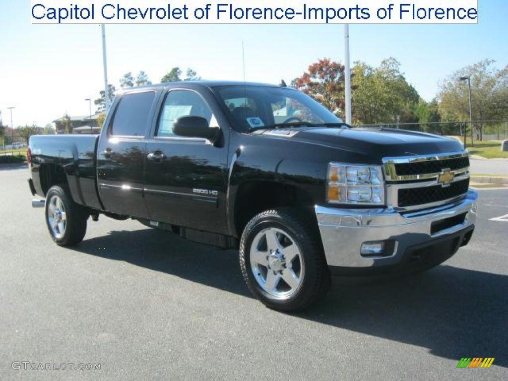 Black Chevrolet Silverado 2500HD