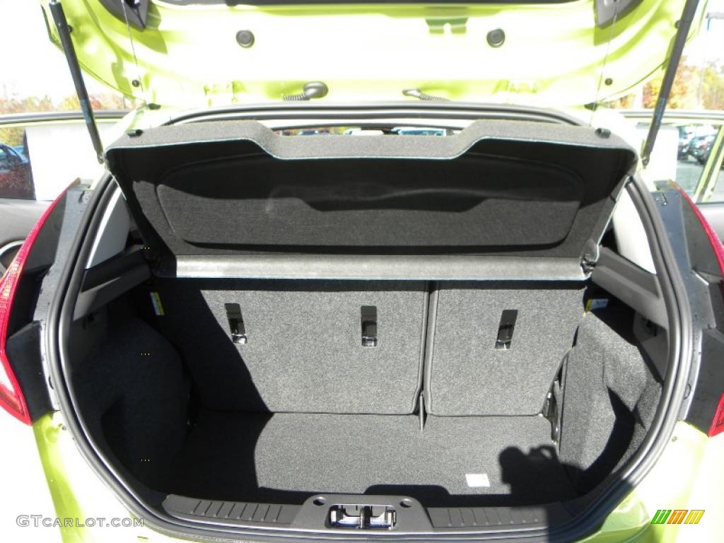 2011 Ford Fiesta SE Hatchback Trunk Photo #39630242