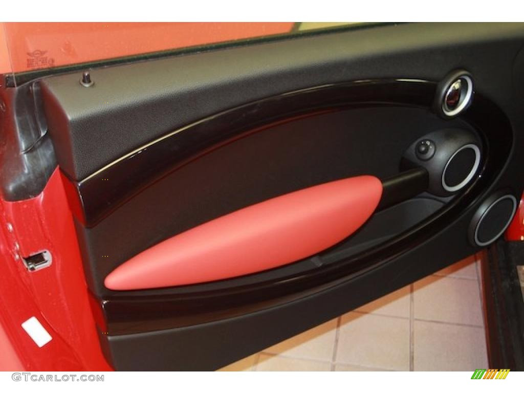 2011 Mini Cooper Hardtop Rooster Red/Carbon Black Door Panel Photo #39632930