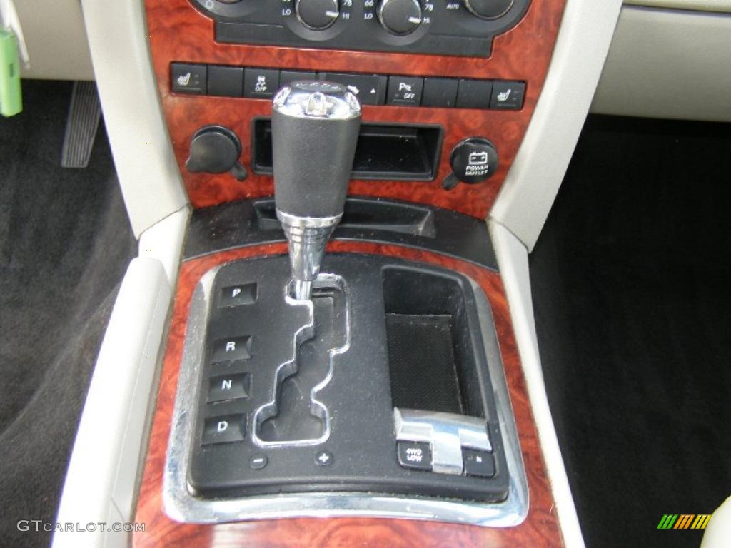 2007 Jeep Commander Limited 4x4 5 Speed Automatic Transmission Photo #39635130