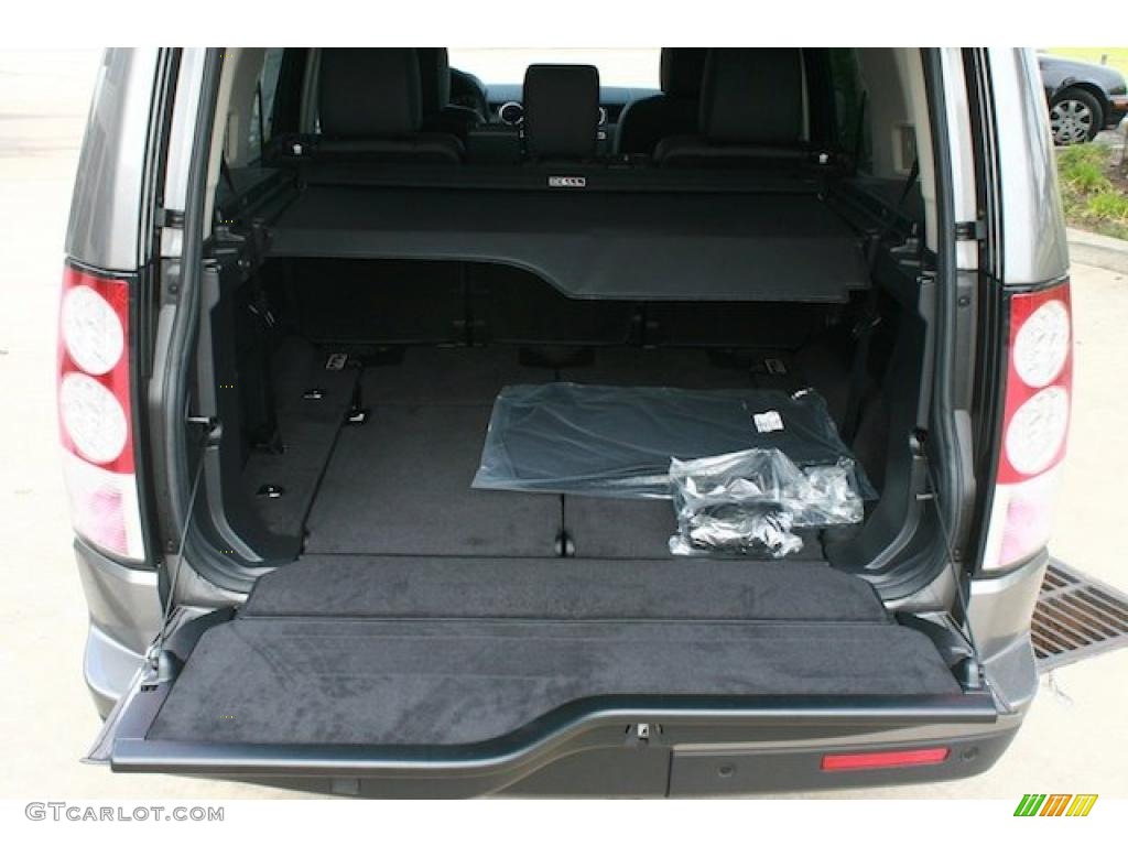 2011 Land Rover LR4 V8 Trunk Photo #39636138