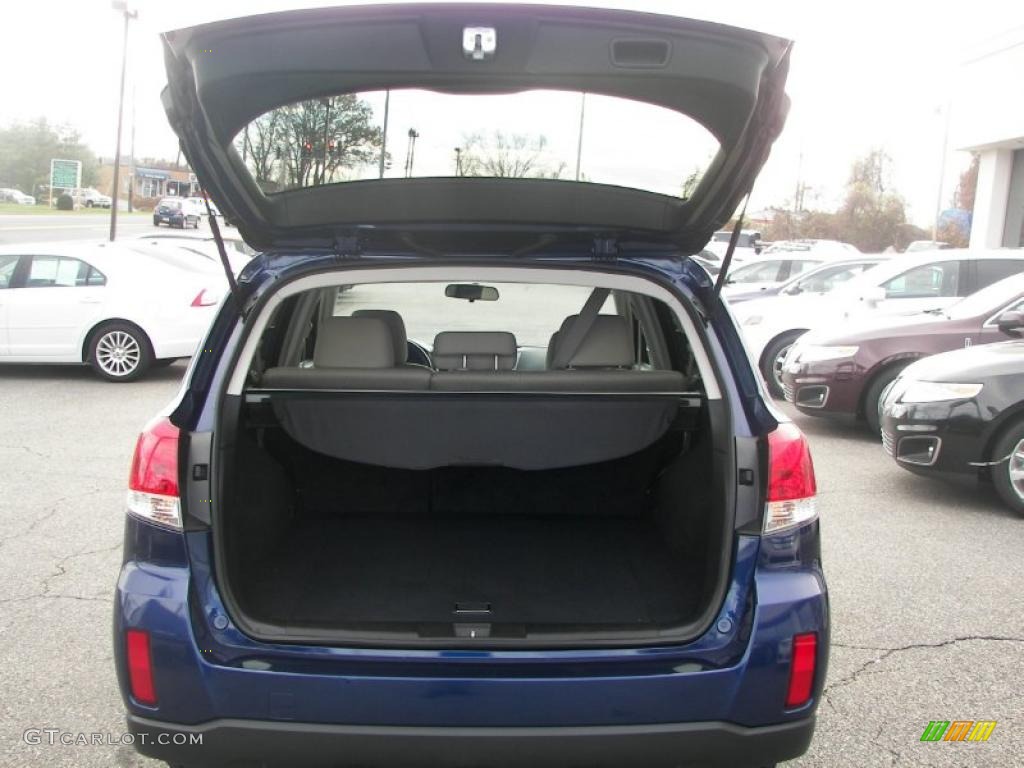 2010 Subaru Outback 3.6R Premium Wagon Trunk Photo #39638798