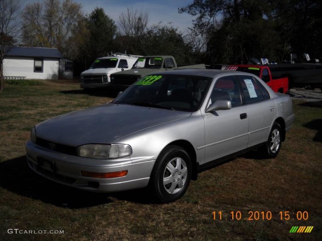 1992 Camry LE Sedan - Silvermist Metallic / Gray photo #7