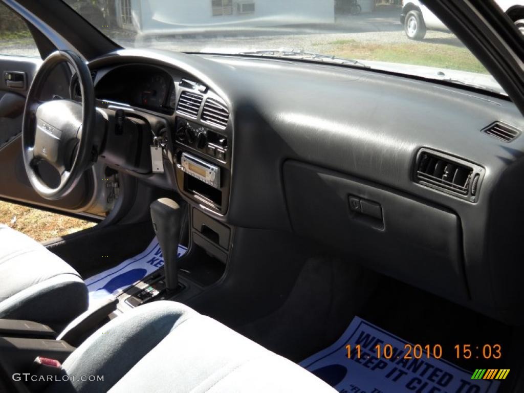 1992 Camry LE Sedan - Silvermist Metallic / Gray photo #19