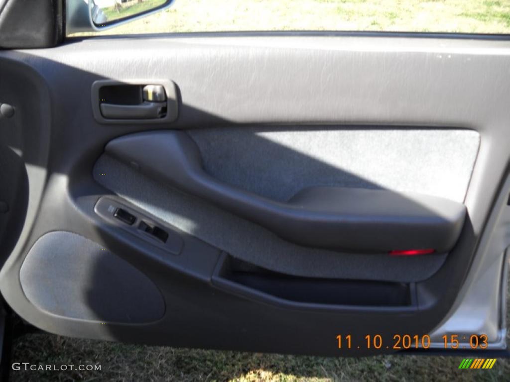 1992 Camry LE Sedan - Silvermist Metallic / Gray photo #22