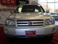 Millenium Silver Metallic - Highlander V6 4WD Photo No. 2