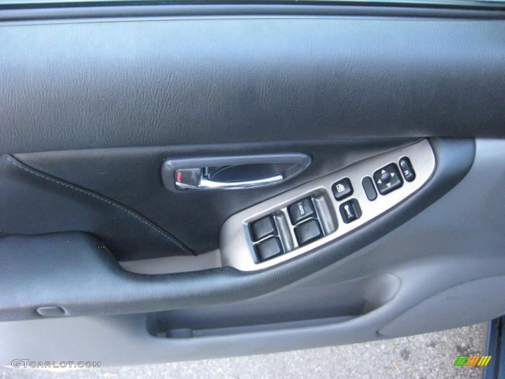 2005 Subaru Baja Sport Controls Photo #39648140