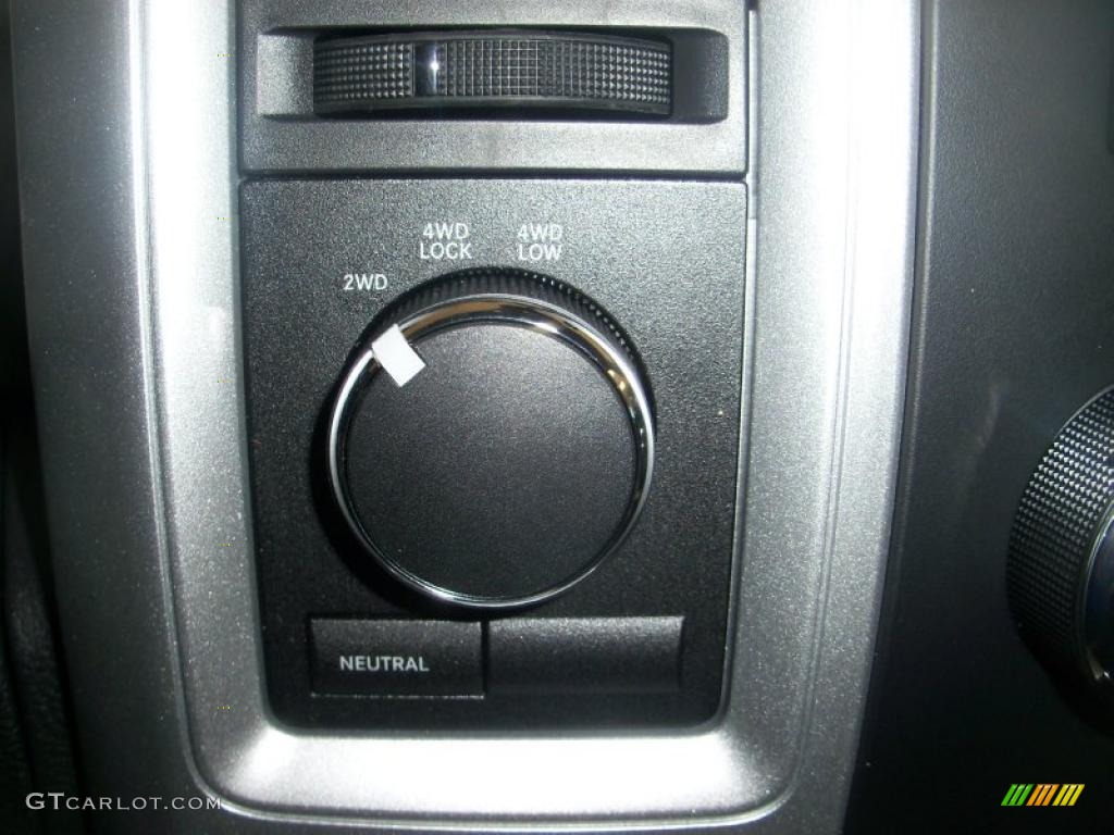 2011 Dodge Ram 2500 HD SLT Outdoorsman Crew Cab 4x4 Controls Photo #39651124