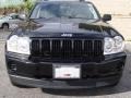 Black - Grand Cherokee Laredo 4x4 Photo No. 3