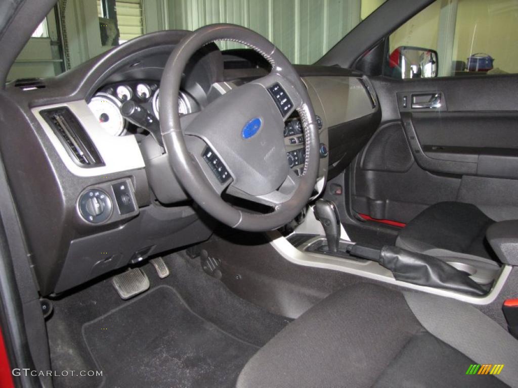 2009 Focus SES Sedan - Sangria Red Metallic / Charcoal Black photo #16