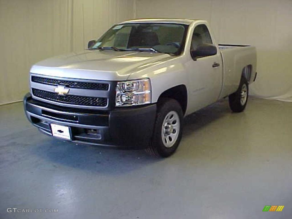 2011 Silverado 1500 Regular Cab - Sheer Silver Metallic / Dark Titanium photo #3