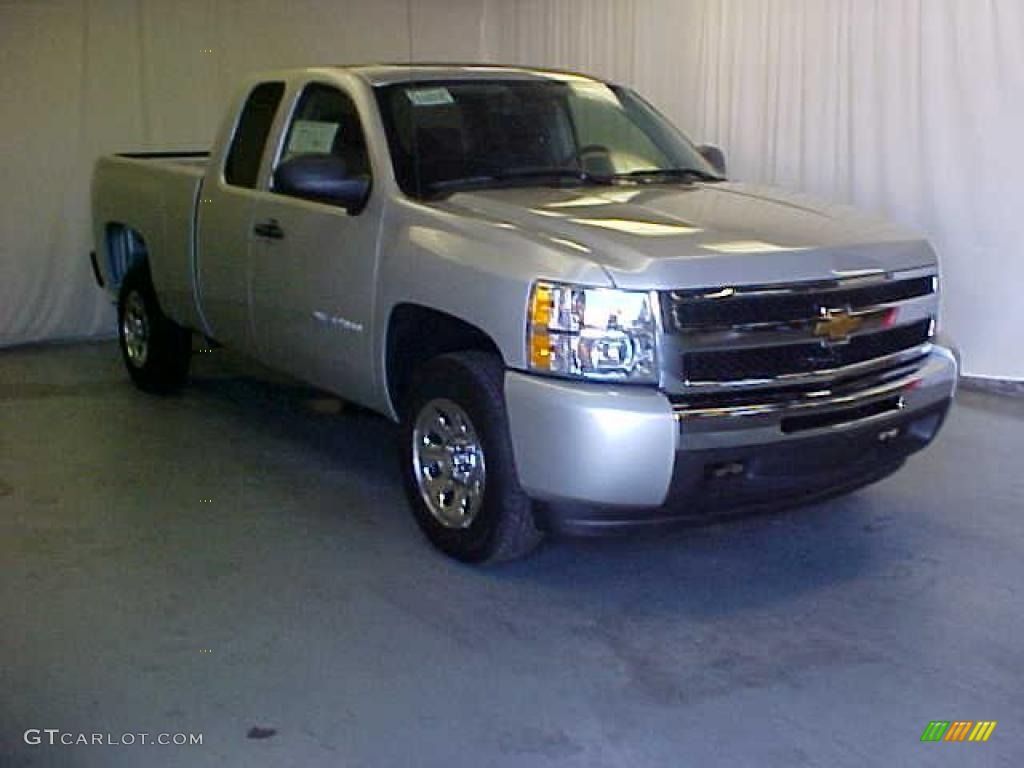 Sheer Silver Metallic Chevrolet Silverado 1500