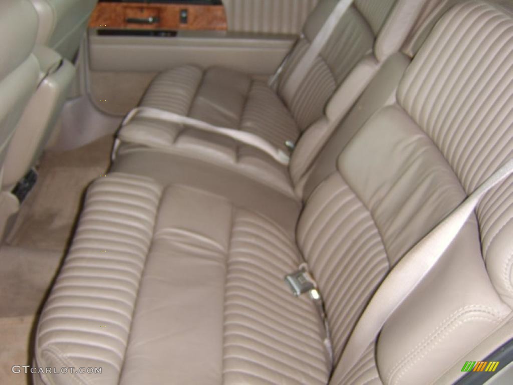 Beige Interior 1996 Buick Park Avenue Standard Park Avenue Model Photo #39655760