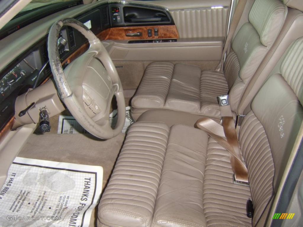 Beige Interior 1996 Buick Park Avenue Standard Park Avenue Model Photo #39655776