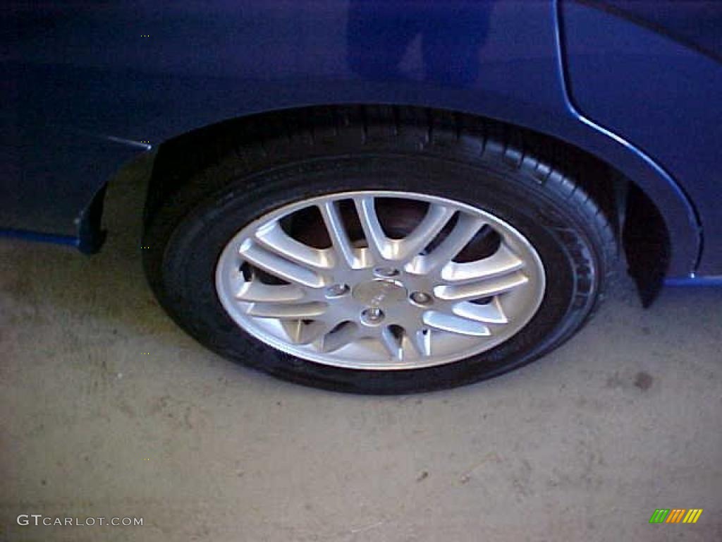 2005 Focus ZX4 SE Sedan - Sonic Blue Metallic / Dark Pebble/Light Pebble photo #12