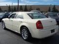 Cool Vanilla - 300 C HEMI Photo No. 7