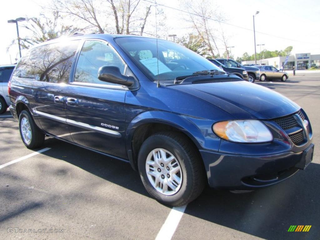 2001 Grand Caravan Sport - Patriot Blue Pearlcoat / Taupe photo #4