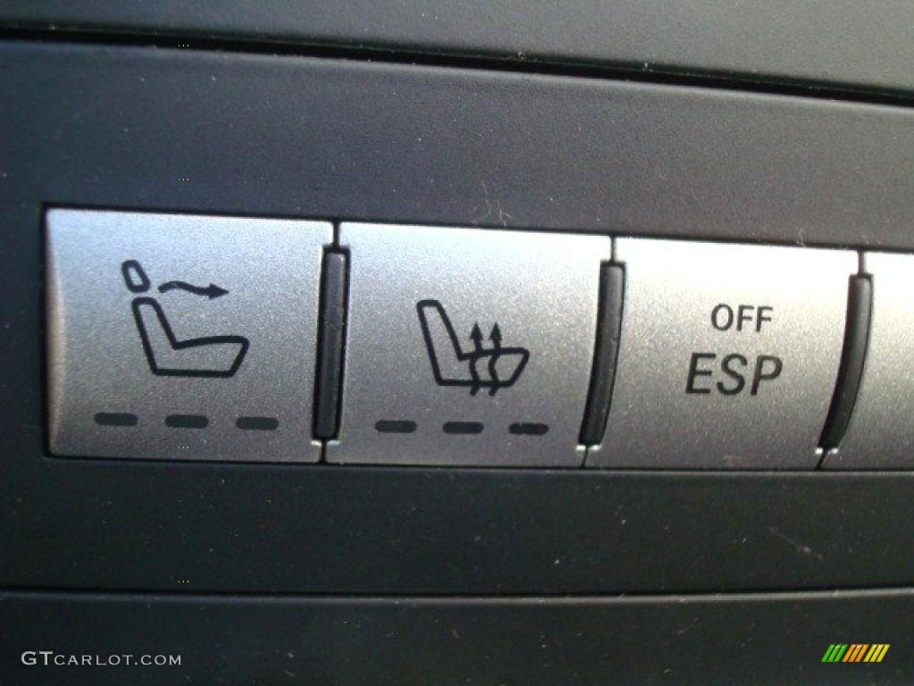 2005 Mercedes-Benz SLK 350 Roadster Controls Photo #39663428