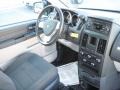 Stone White - Grand Caravan SE Photo No. 7