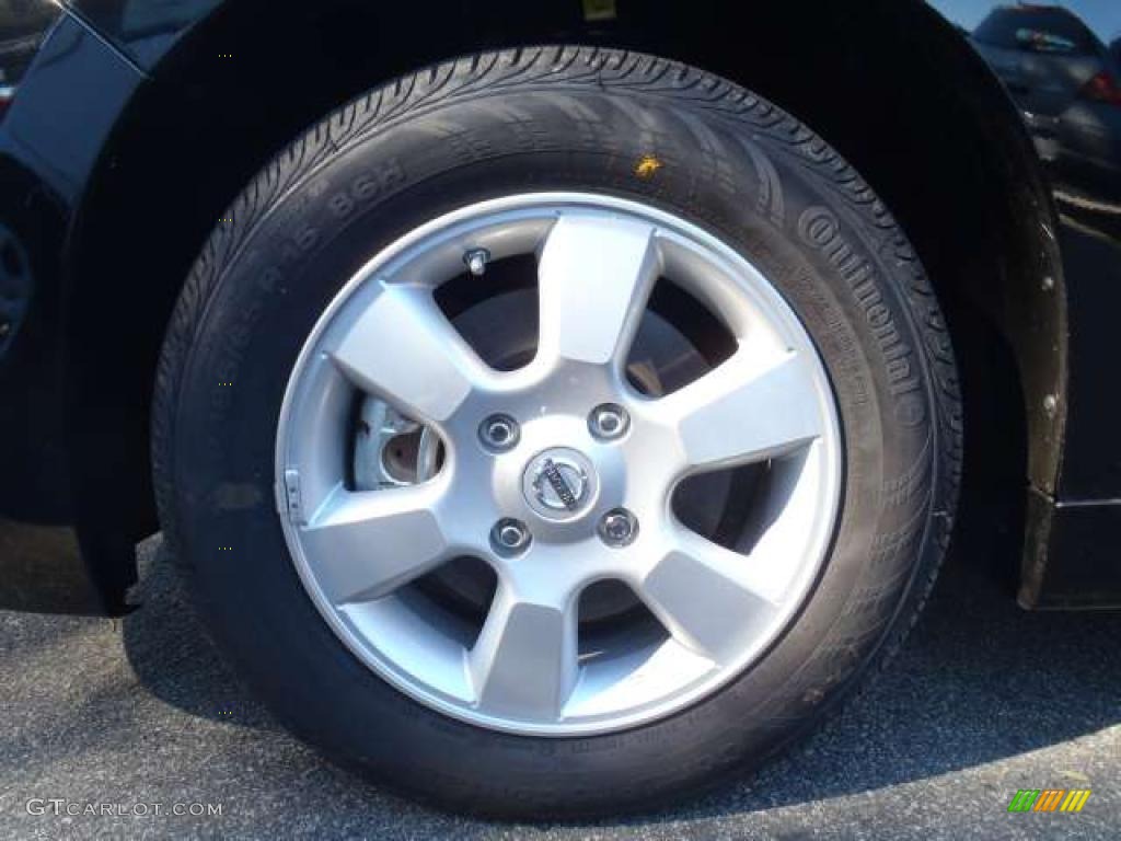 2011 Nissan Versa 1.8 SL Hatchback Wheel Photo #39667675