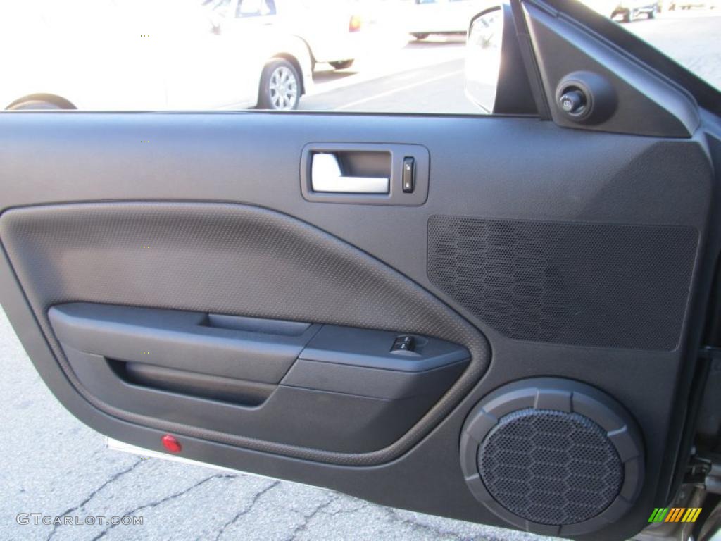 2008 Ford Mustang GT Premium Coupe Dark Charcoal Door Panel Photo #39667919