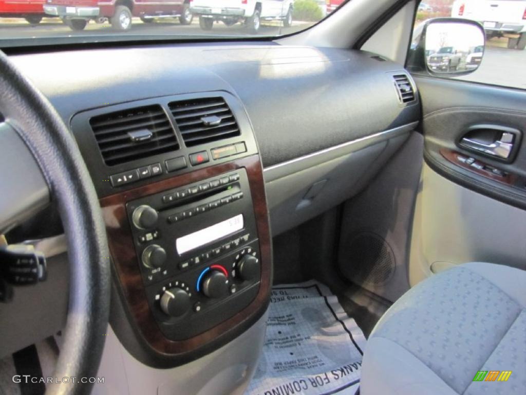 2007 Chevrolet Uplander LS Controls Photo #39668743