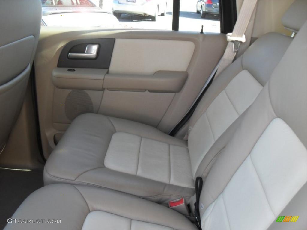 Medium Parchment Interior 2003 Ford Expedition Eddie Bauer 4x4 Photo #39670115