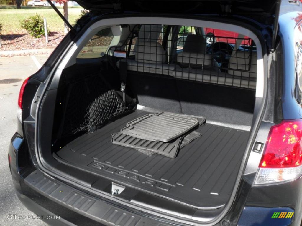 2010 Outback 3.6R Limited Wagon - Crystal Black Silica / Warm Ivory photo #20