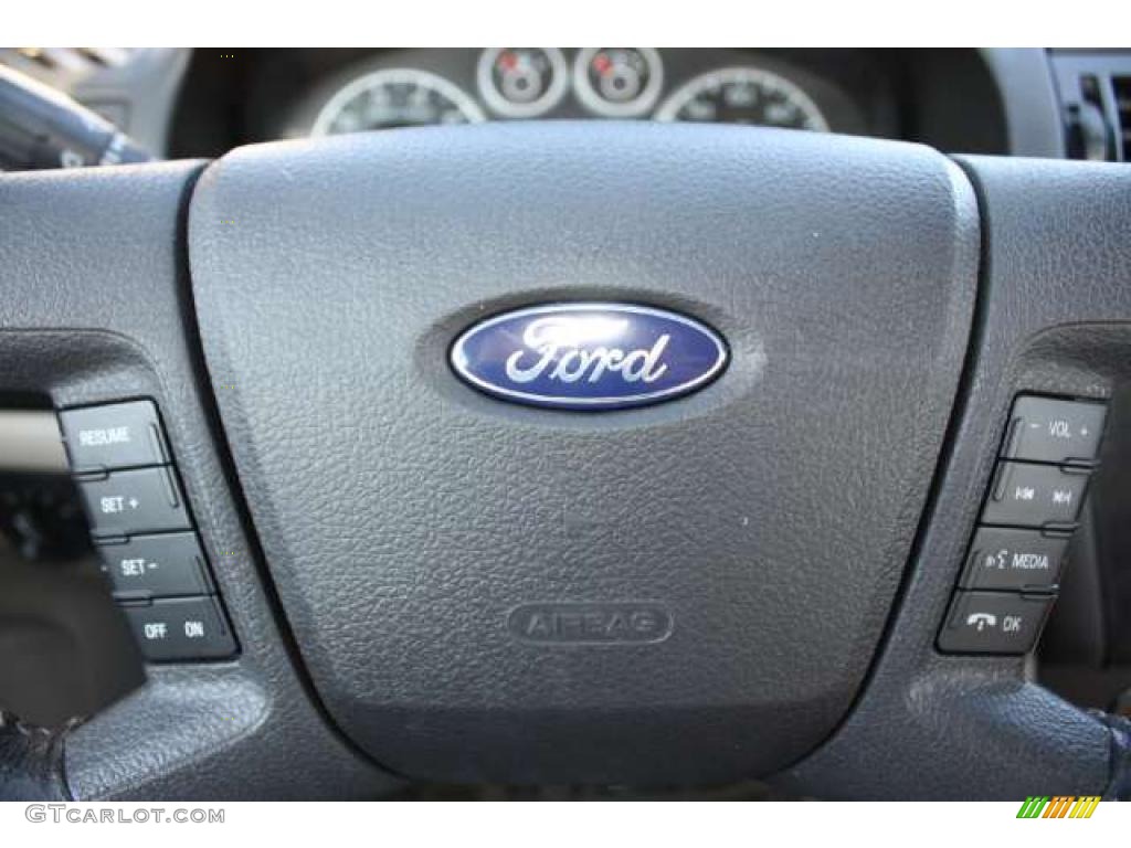 2008 Ford Fusion SEL V6 AWD Controls Photo #39670823