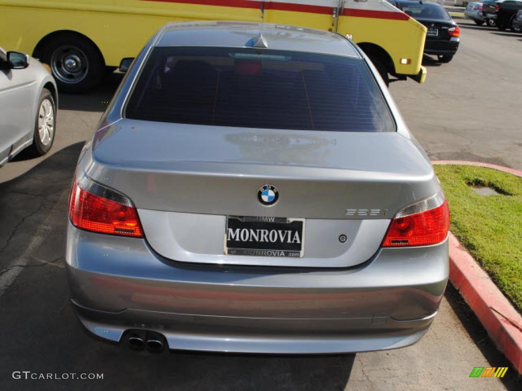 2005 5 Series 525i Sedan - Silver Grey Metallic / Black photo #9