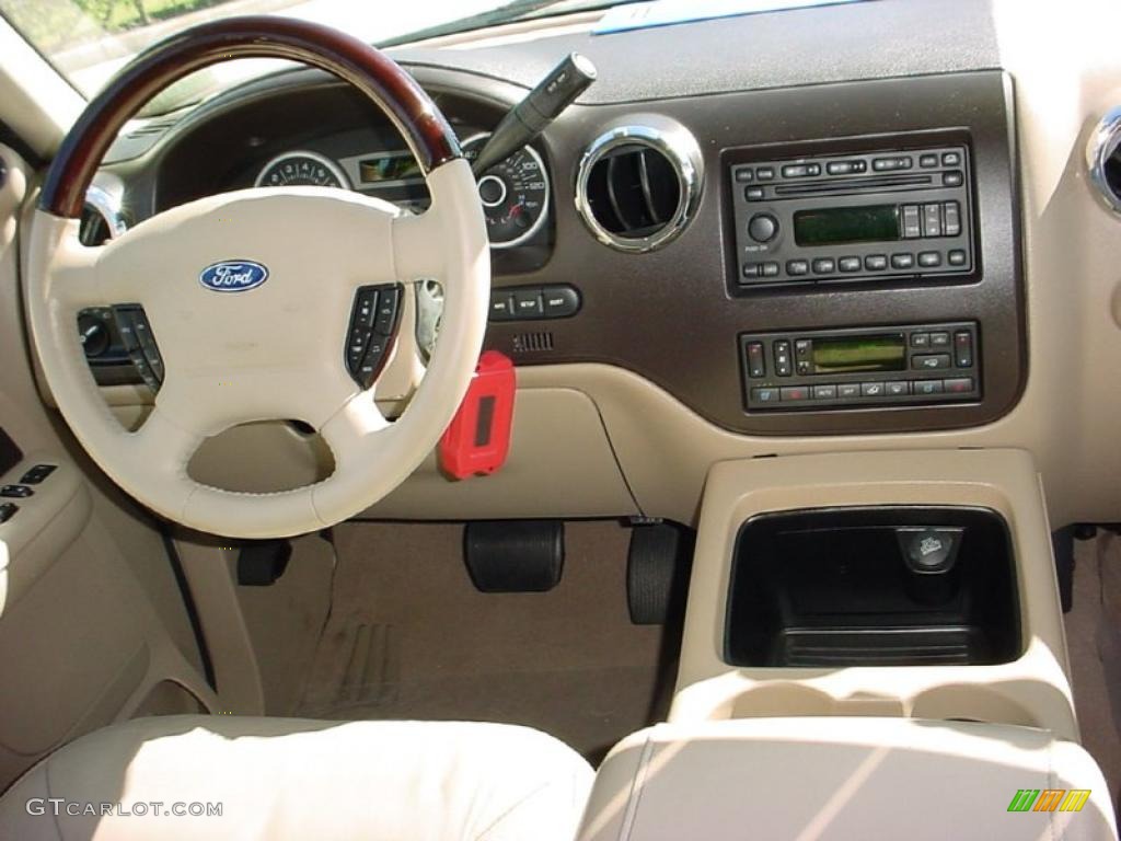 2005 Ford Expedition Limited Medium Parchment Dashboard Photo #39672075