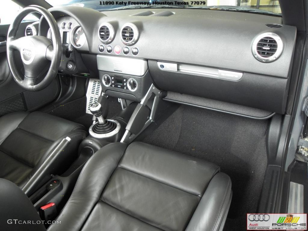 2002 Audi TT 1.8T quattro Roadster Ebony Dashboard Photo #39672779