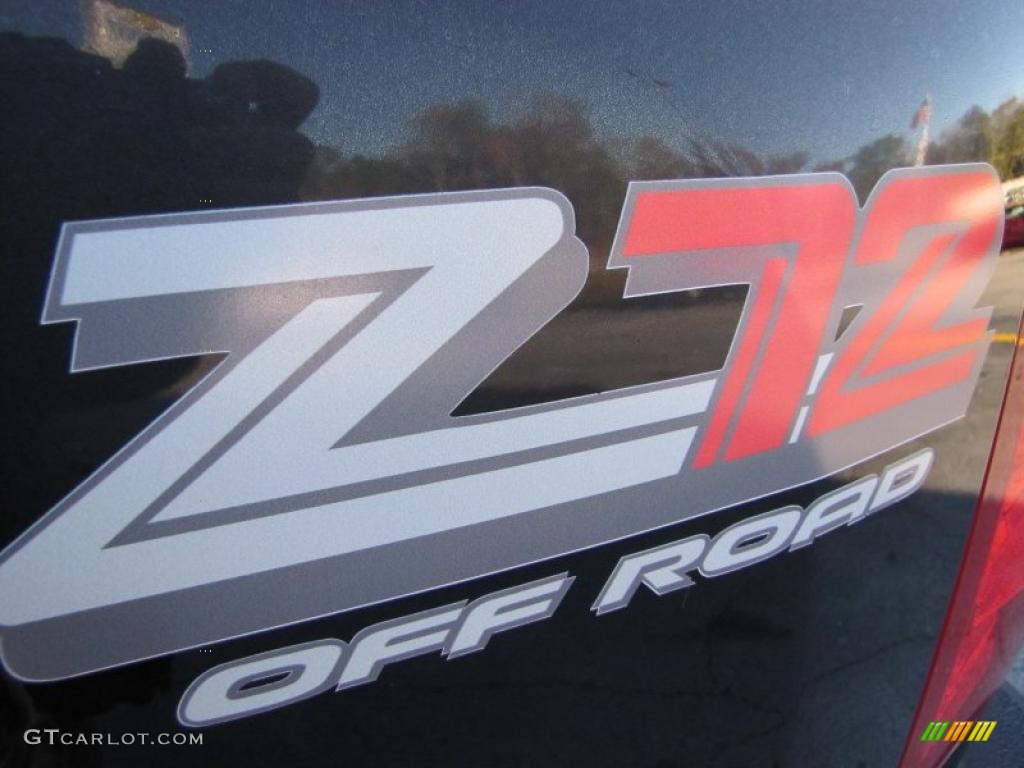 2011 Chevrolet Silverado 2500HD LT Crew Cab 4x4 Marks and Logos Photo #39673763