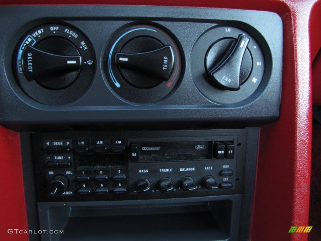 1989 Ford Mustang LX Coupe Controls Photos