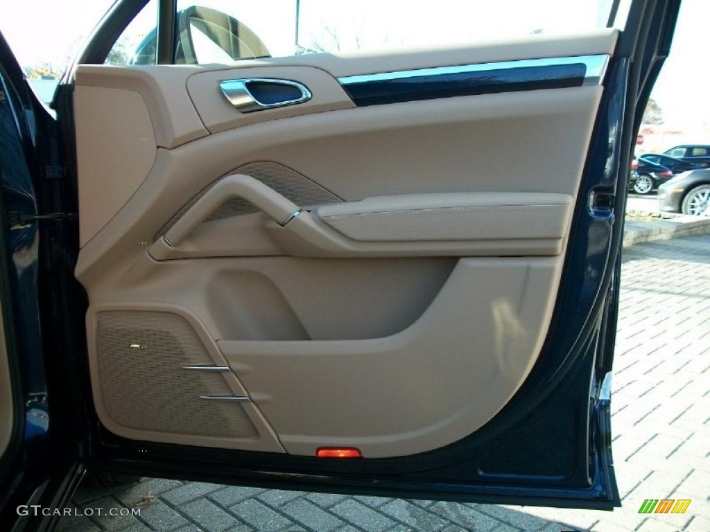 2011 Porsche Cayenne Standard Cayenne Model Luxor Beige Door Panel Photo #39678195