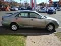 Mineral Green Opalescent - Camry LE Photo No. 5