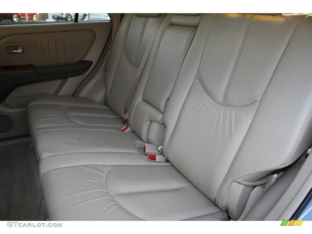 2003 RX 300 AWD - Millenium Silver Metallic / Ivory photo #13